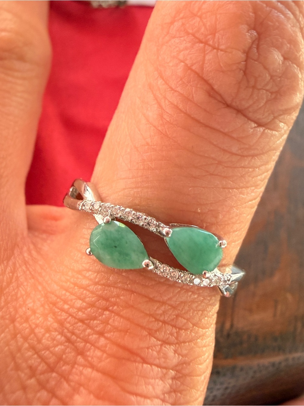 New Natural Emerald & Diamond Accent
Ring  925 Silver plated w/ White Gold Sz 9